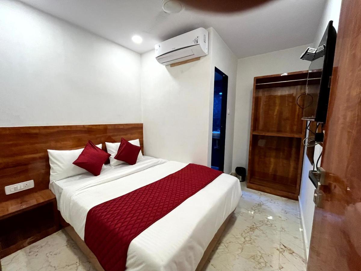 Hotel Delmond Prime- Near Nesco Mumbai Exteriör bild