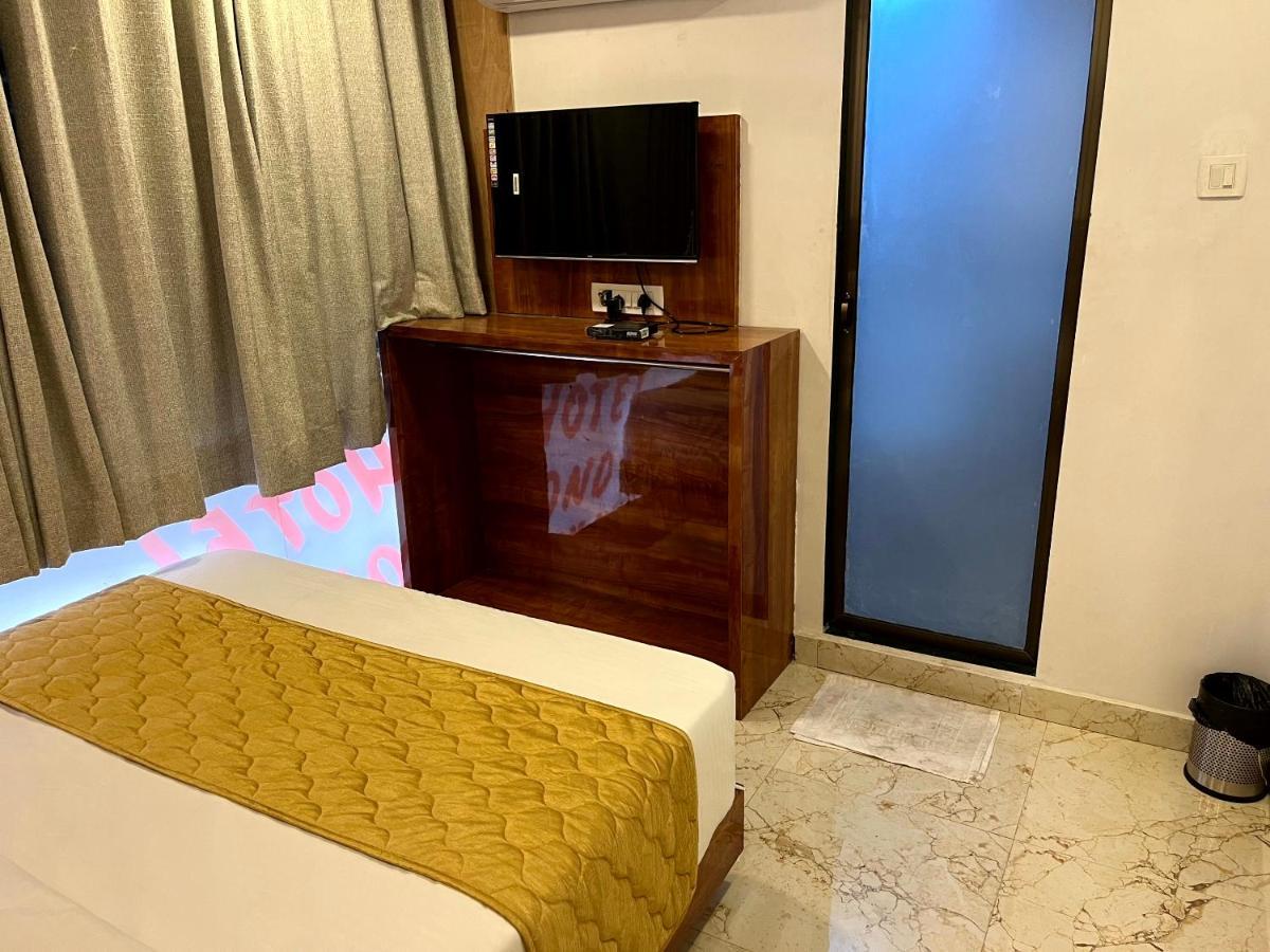 Hotel Delmond Prime- Near Nesco Mumbai Exteriör bild